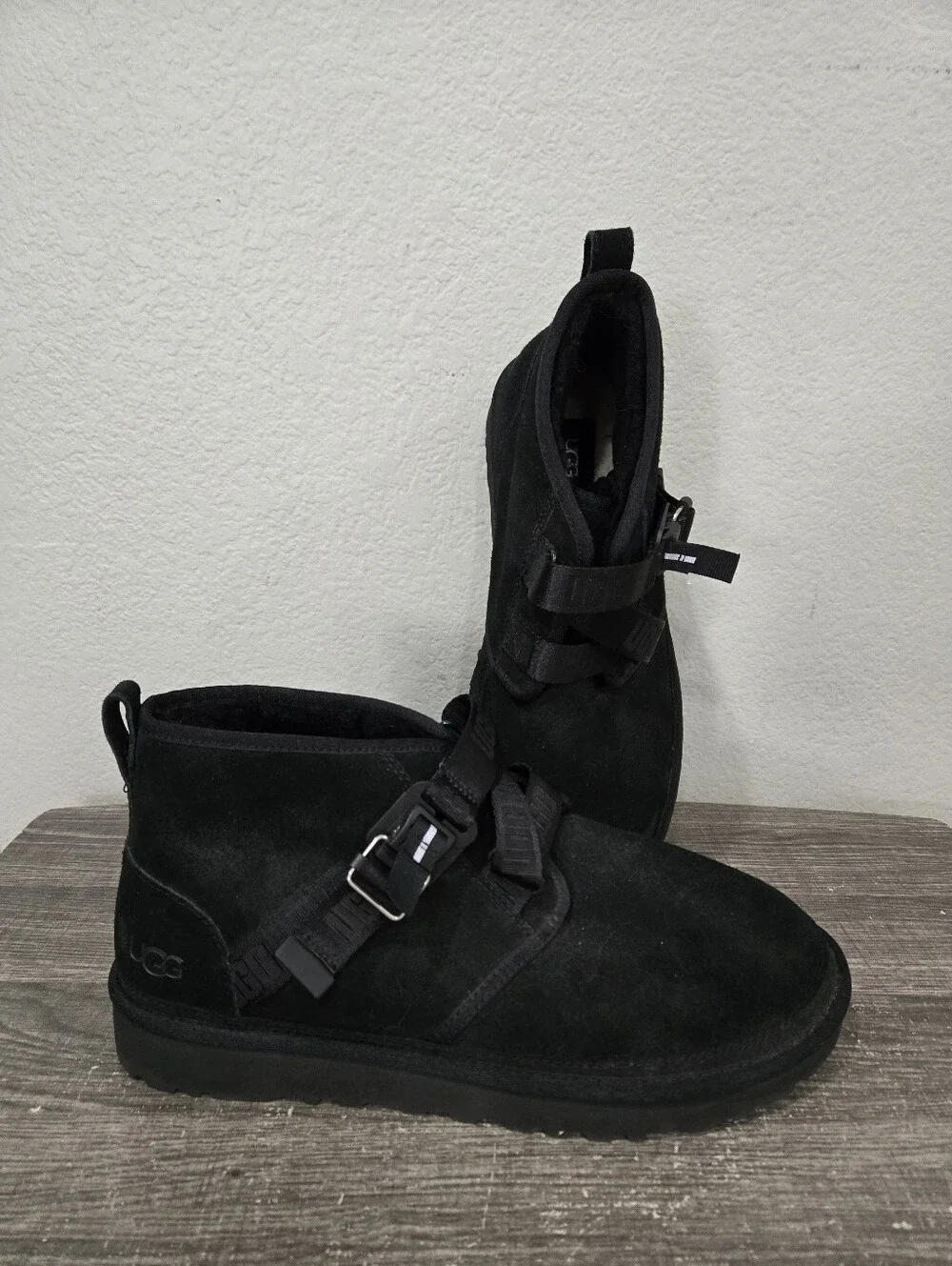 UGG Neumel Quickclick Chukka Black Men's Boots Size 12 S/N 1130720